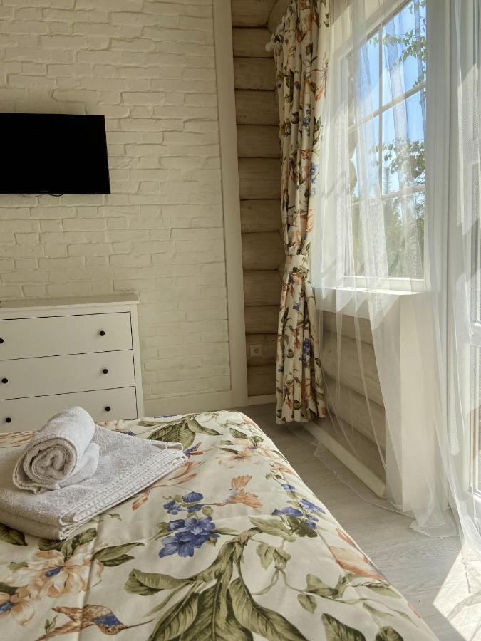 French Town Villa Berehove  Bagian luar foto